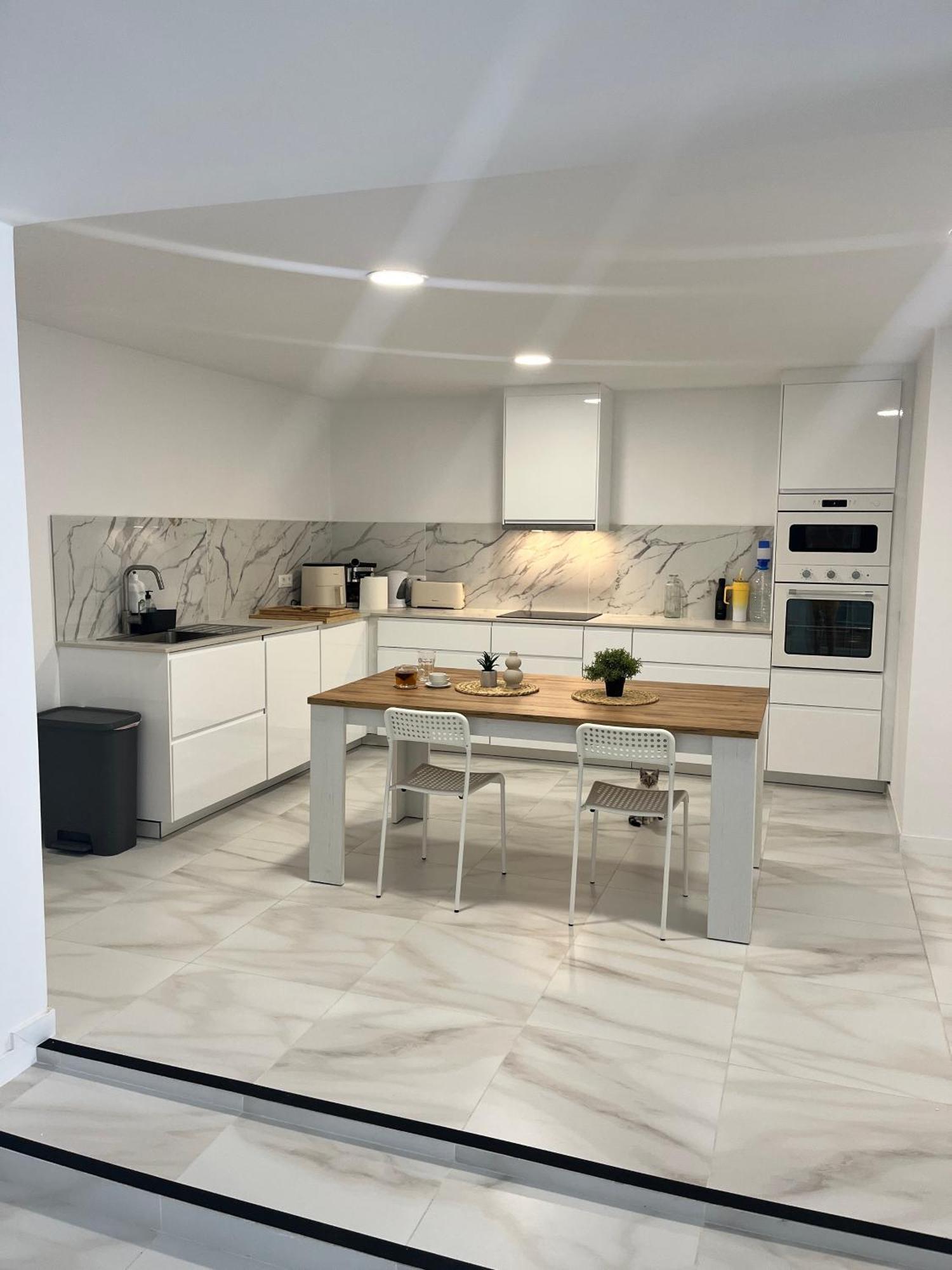 French Connection Hostel Mogán Екстериор снимка